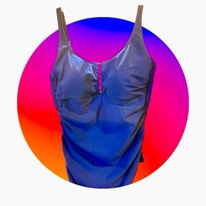 NWOT PROFILE BY GOTTEX BATHING SUIT TOP